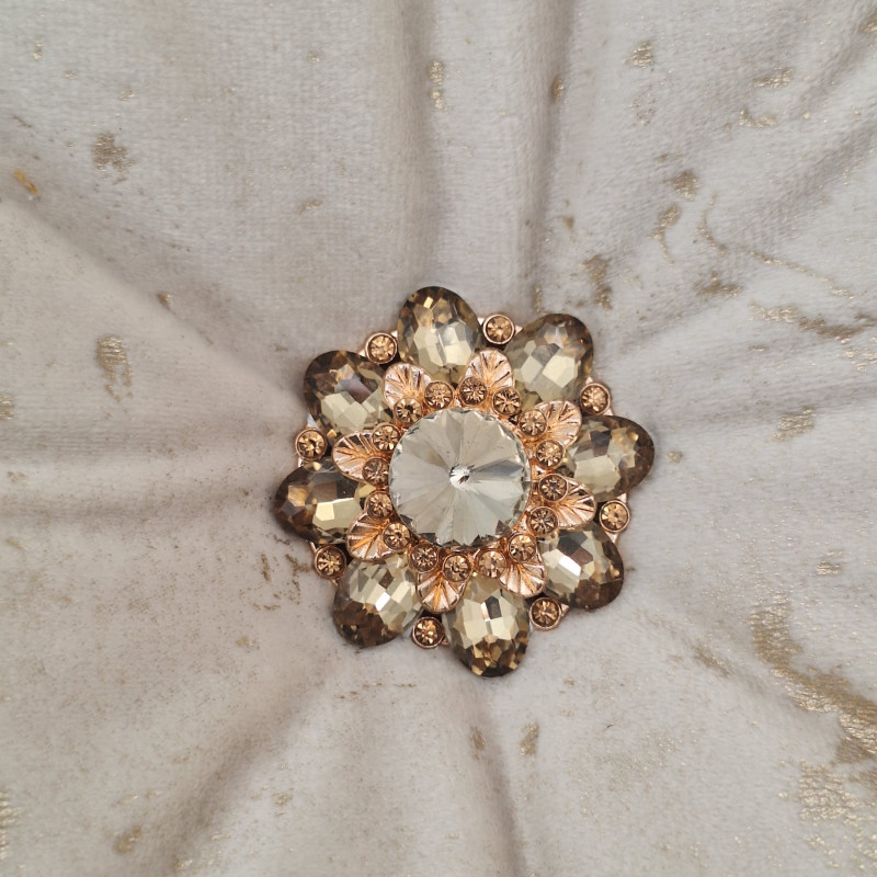 Luvoti polštář s kamínkovou broží (sada 2 ks)