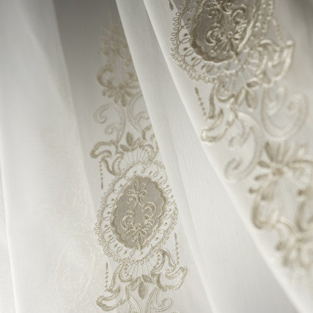 Zámecká záclona Ethereal od Sarelli