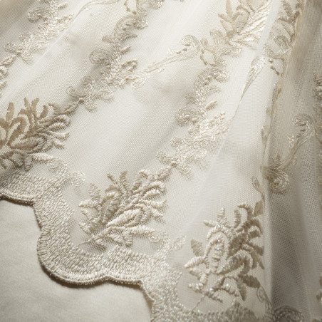 Zámecká záclona Symphony od Sarelli