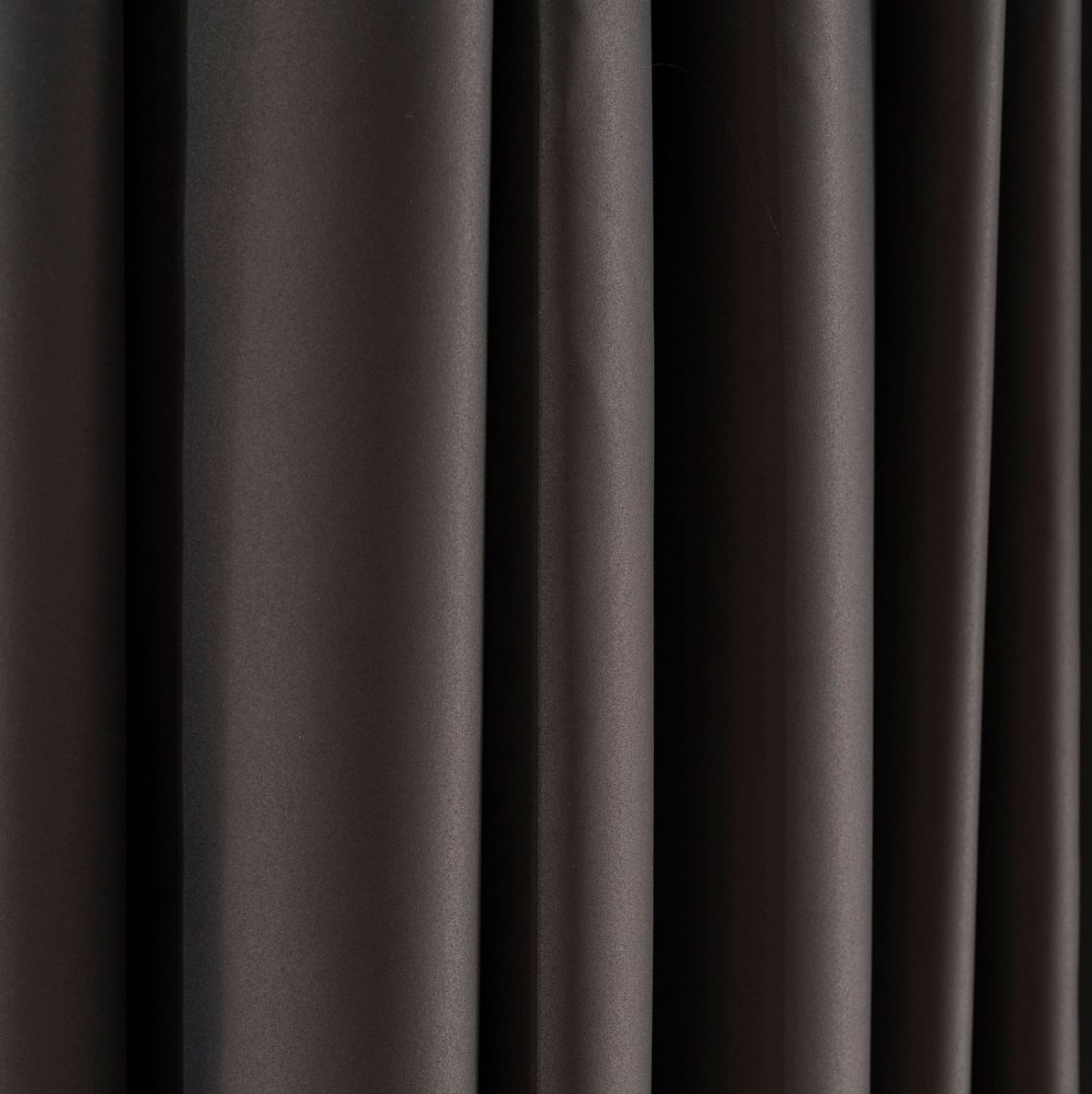 Zatemňovací závěsy